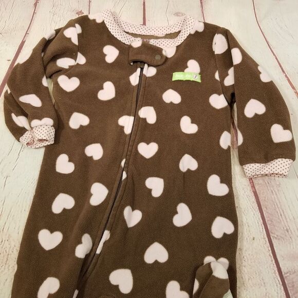 Carter's footed pajamas 12 months - Picture 2 of 3